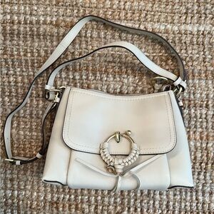 Elegant Cream Shoulder Bag